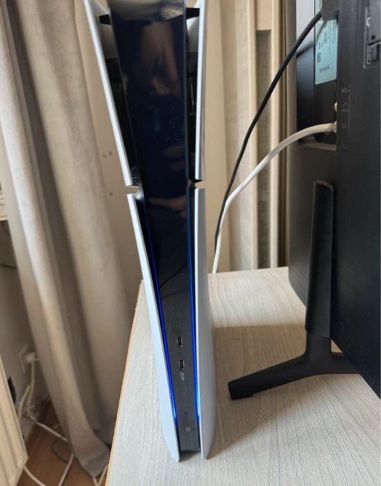 Consola playststion 5 slim 1tb