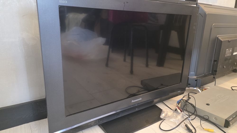 Телевизор Panasonic + DVD Sony