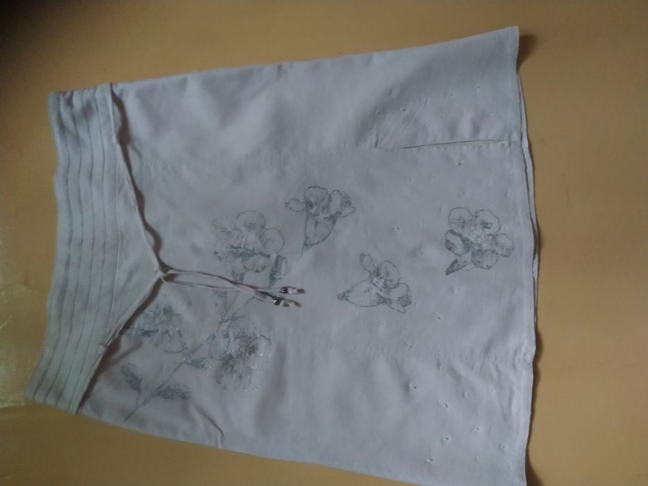 Продажа ; Юбки европейского производства.48-50 разм  .Качество лен .