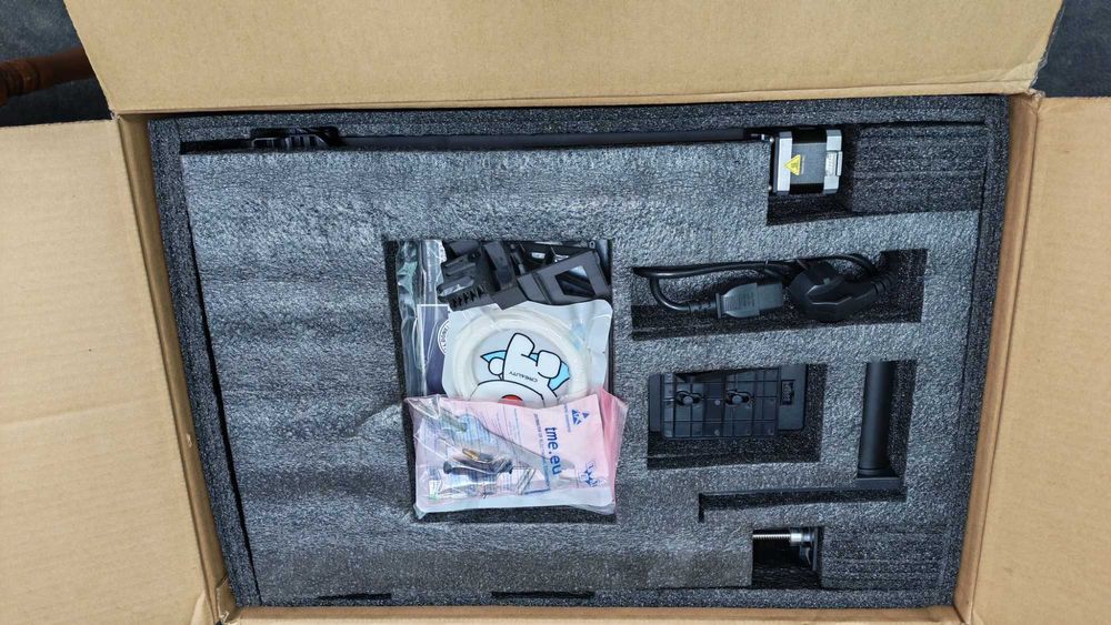 Imprimanta 3D Creality Ender-3 V3 SE