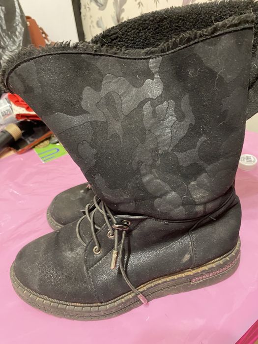 Продам зимнюю Обувь