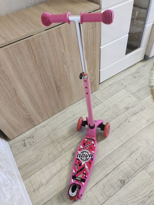 Самокат для девочки
