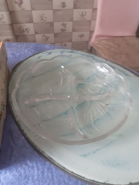 Менажница, менажница.