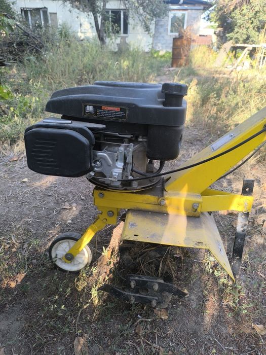 Мотокультиватор б/у.