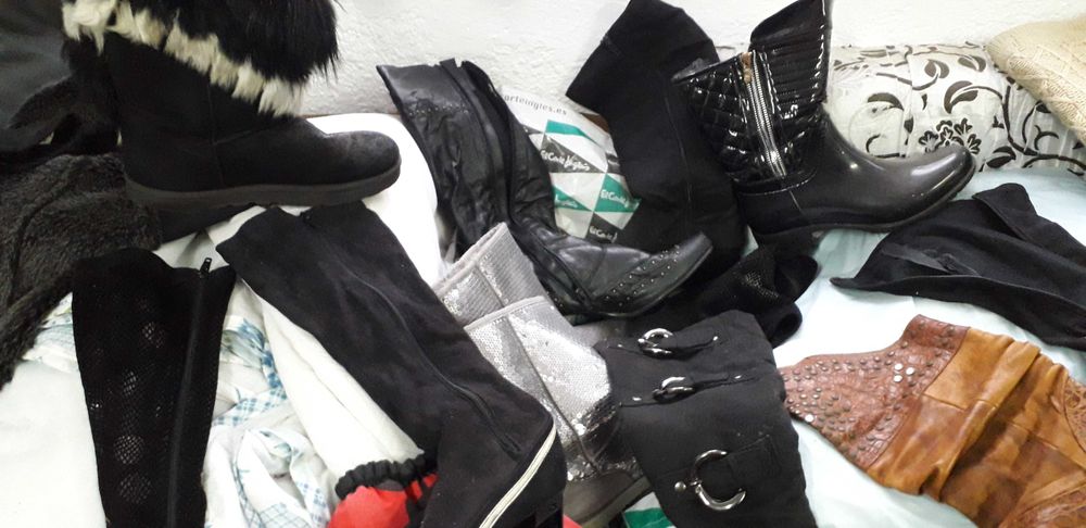 Донесоха още много боти и ботуши