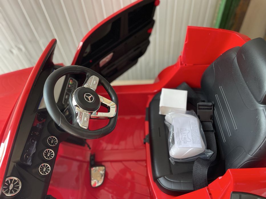 Masinuta electrica pentru copii cu licenta Mercedes Benz EQA Red,telecomanda 2,4G,roti EVA,scaun din piele,