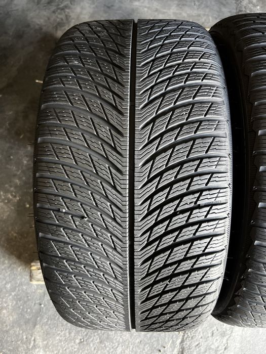 2 anvelope iarna 275/35/19 , Michelin , 6 mm , DOT 2021 !