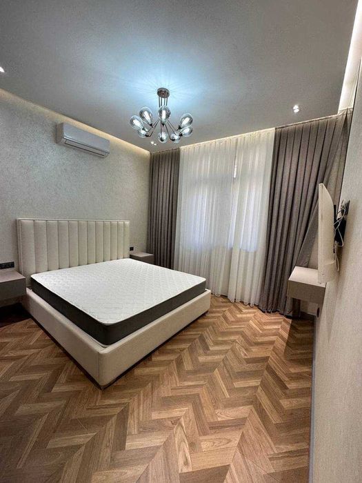 ЖК Parisien от Golden House 3-комн 4/8 90 м² евроремонт меб/тех