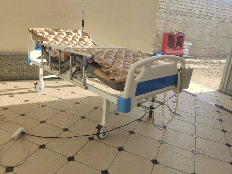 Двухфункциональный медицинский кровать