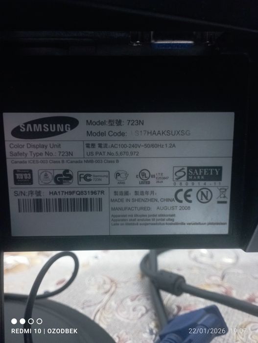 Kompyuter monitor Samsung