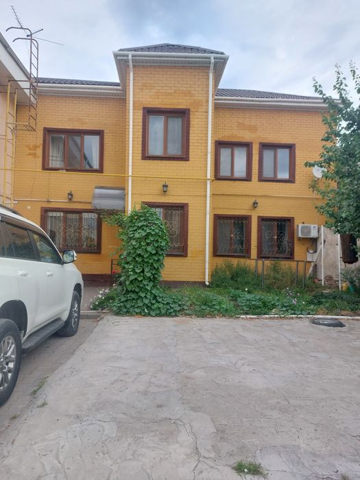 Сдаётся котедж ,2 этажа, 200м²