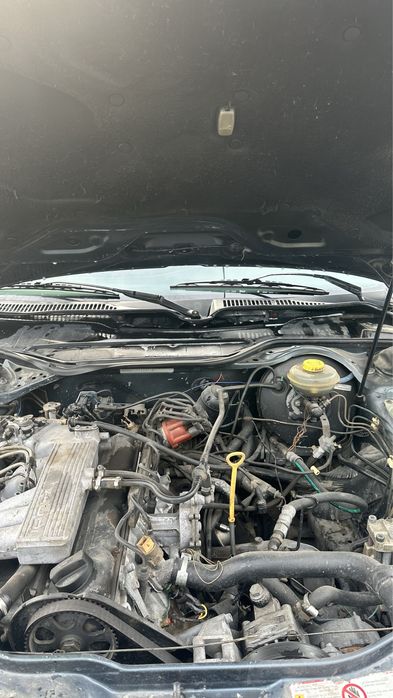 Подам ауди с4 хороши ташка