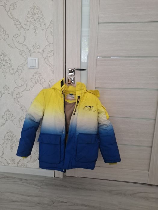 Продаётся куртка