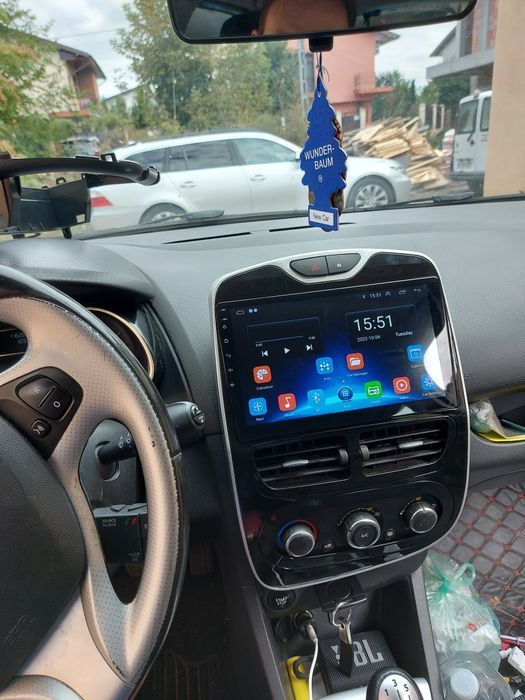 Navigatie Android Renault Clio Waze YouTube WiFi GPS