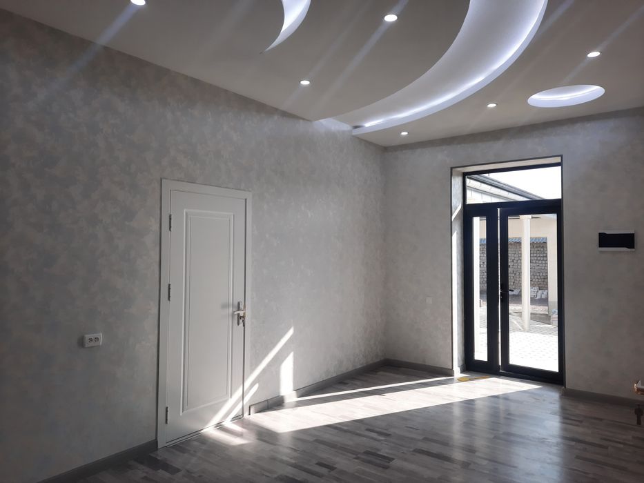 Кибрай тумани Хосилот 3 Сотик Янги Курилган Уй Сотилади 5 та Хонали