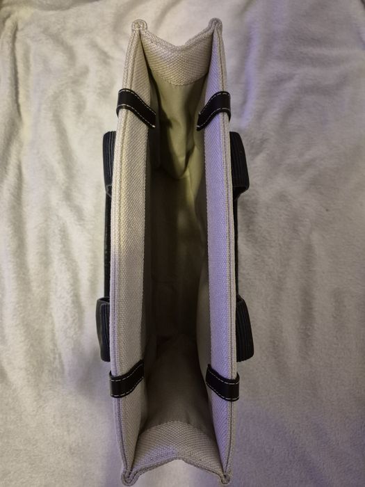 Geantă albă din pânză