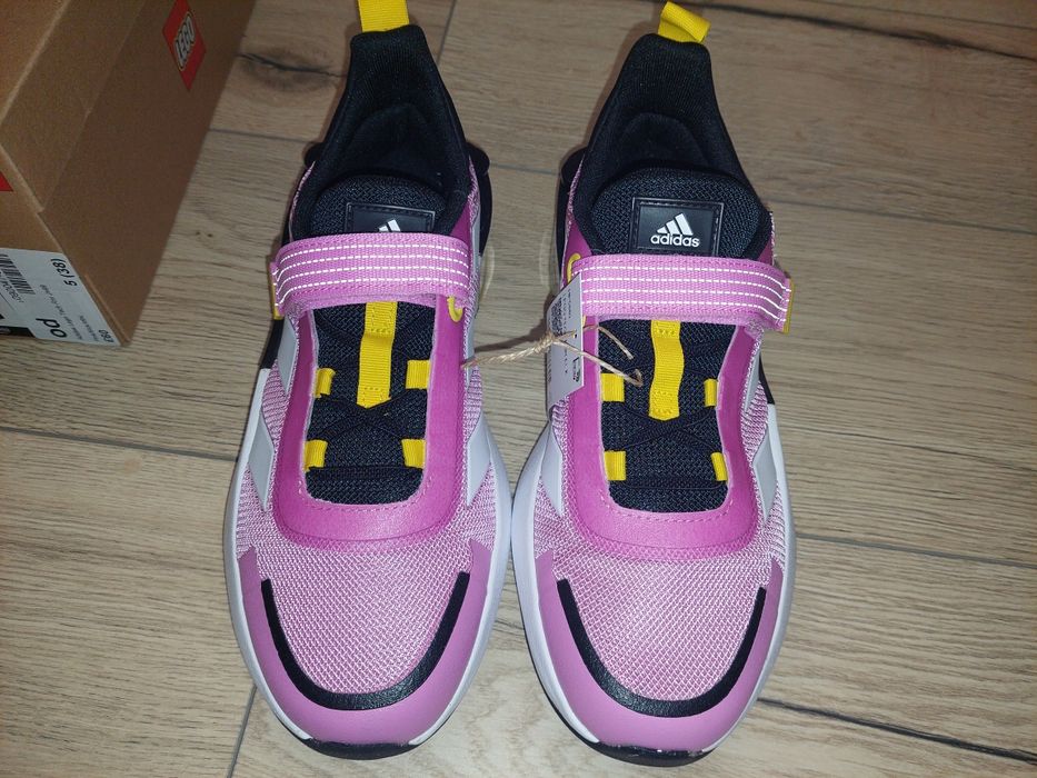 Нови маратонки Adidas Lego Tech Rnr Ch99 - Pink/Blck/Whi