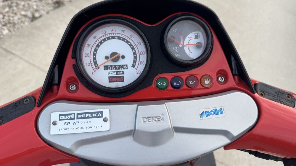 Scuter Derbi editie limitata 49cmc