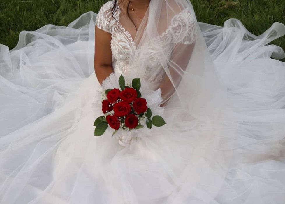 Свадебное платье срочно!!!