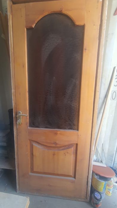 Продаются деревянные двери межкомнатные