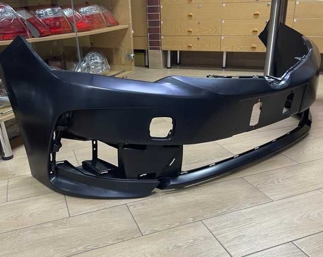 Бампер передний Тойота Королла 17- Toyota Corolla 17-