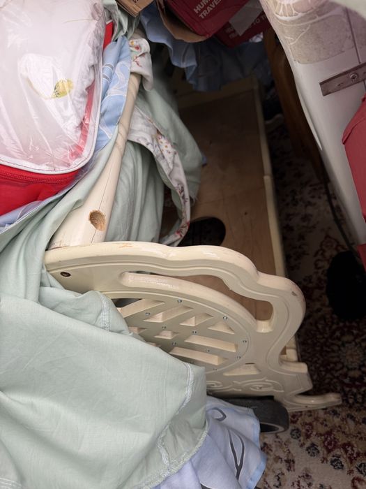 Отдам Бесік бесплатно