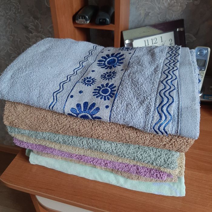 Продаю полотенца Б/У