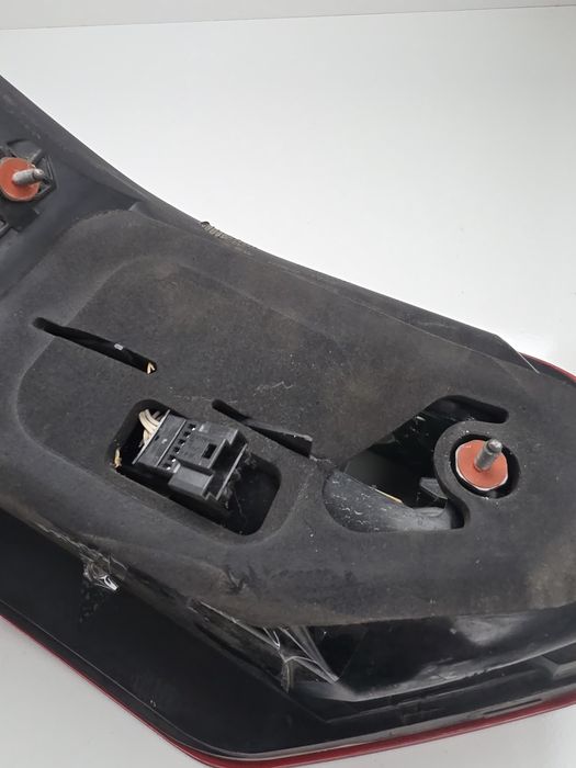 Ляв стоп Mercedes E-class W212 седан