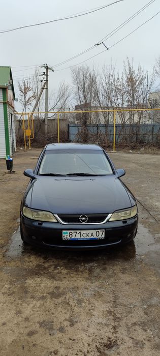 Продам машину Opel Vectra B