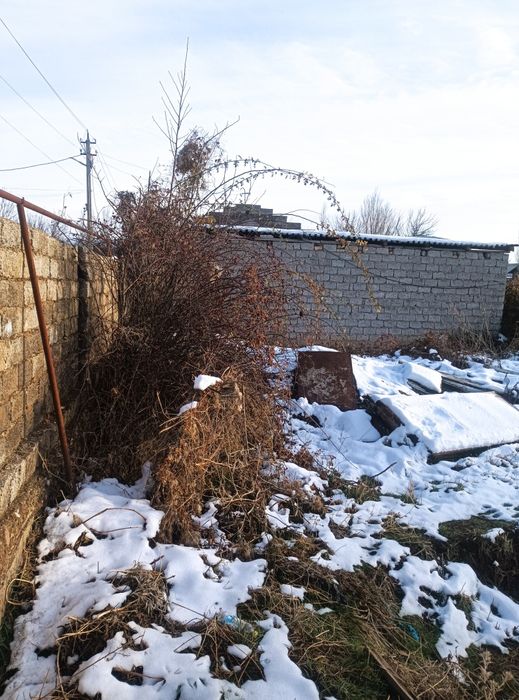 Участка, дала-ховли, дача куриш учун янги ер,3 сотихдан 2 та ер