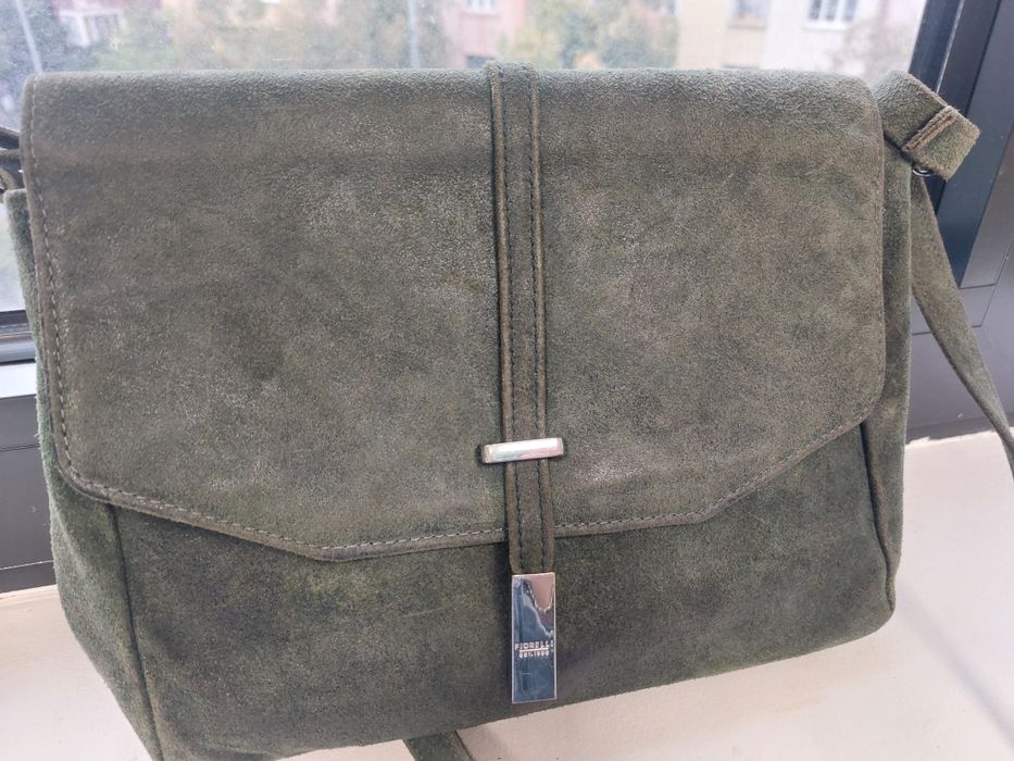 Кожени чанти от естествена кожа, черна, червена, жълта, зелена, синя