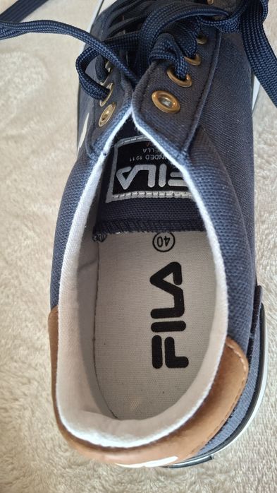 Adidași Fila, Mărime 40