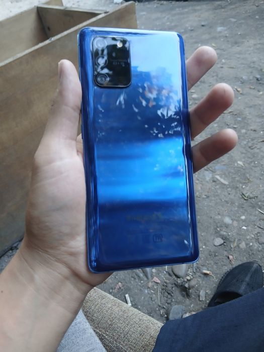 Продам мощный флагман Samsung Galaxy S10 Lite