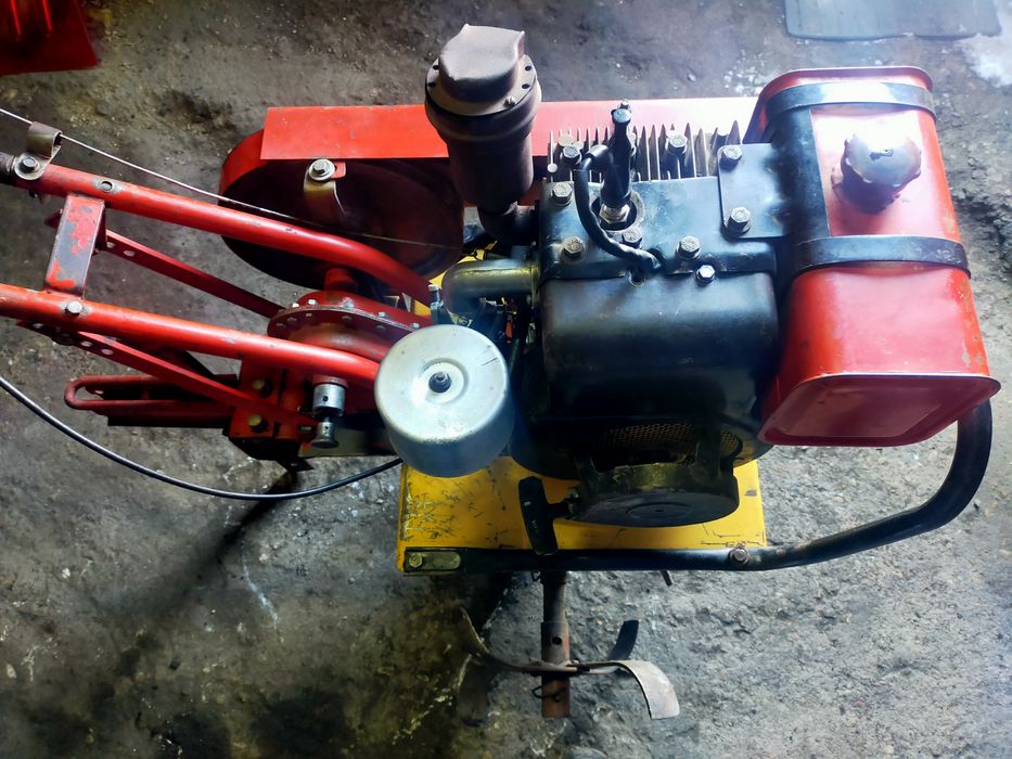 Продам мотоблок Луч