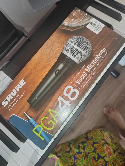 Продам микрофон shure, новый. Недорого.
