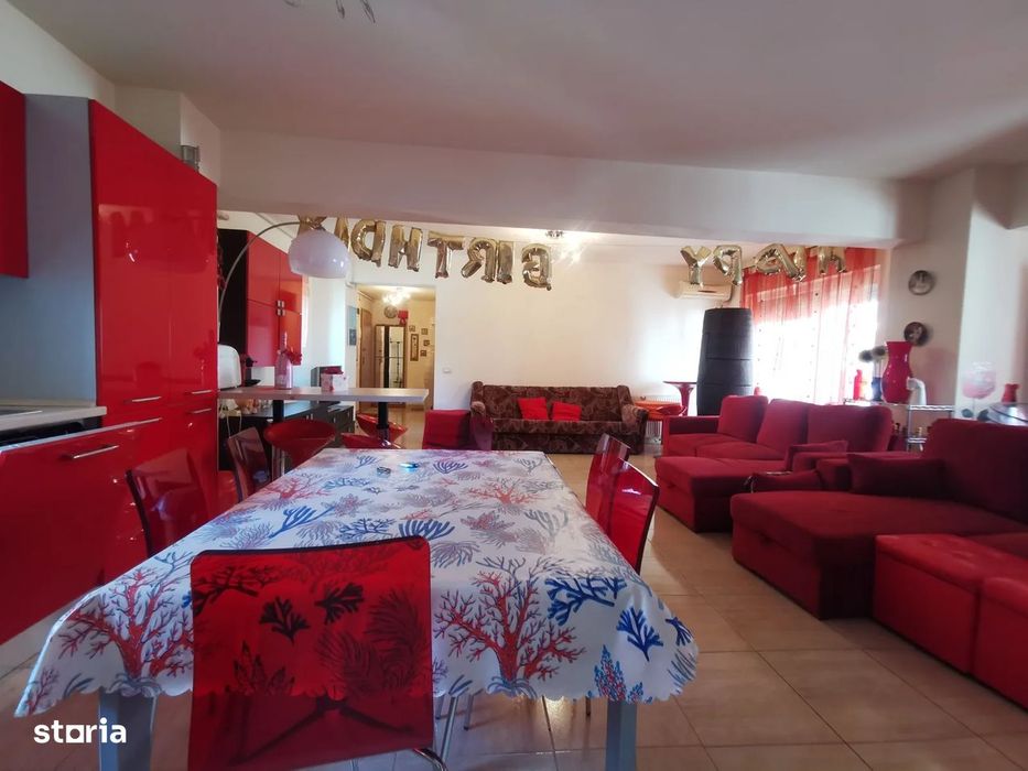 De vânzare apartament 3 camere statiunea Mamaia, zona Butoaie