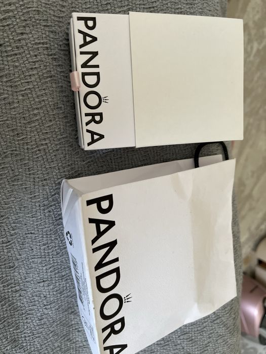 Pandora серебро новый