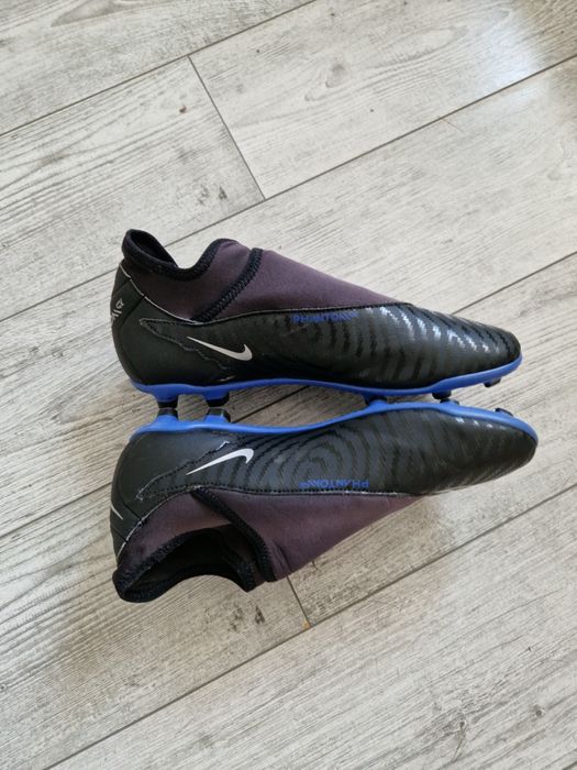Ghete de fotbal Nike Phantom GX