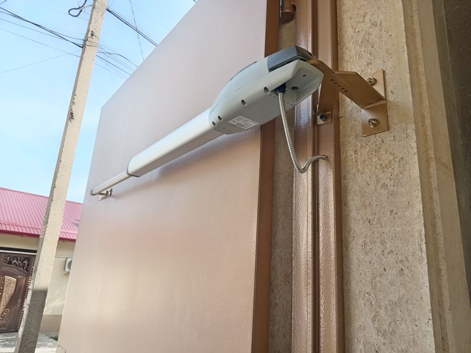 Установка автоматики на откатные и распашные ворота. POWERTECH A4 TMT