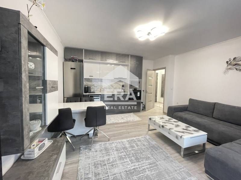 Дава се под наем Двустаен апартамент в Варна, Чаталджа - 60 кв.м за 800 € - Снимка #2