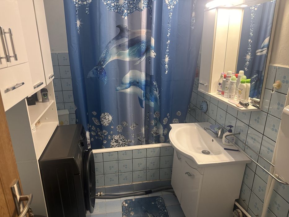 Vand apartament doua camere decomandat centrala