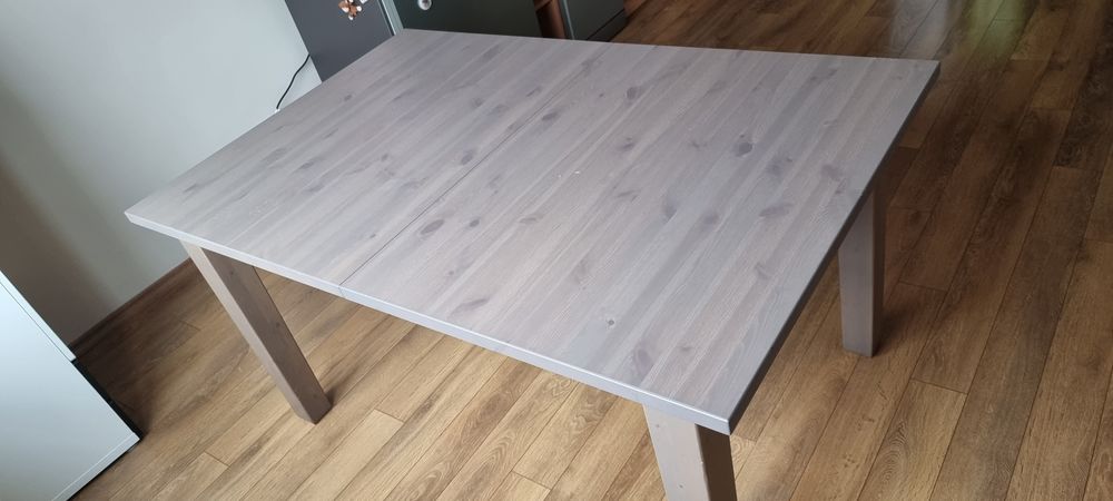 Трапезна разтегателна маса от Икеа 147/204×95