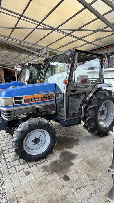 Tractor japonez Iseki GEAS 33 Tractor yanmar iseki kubota