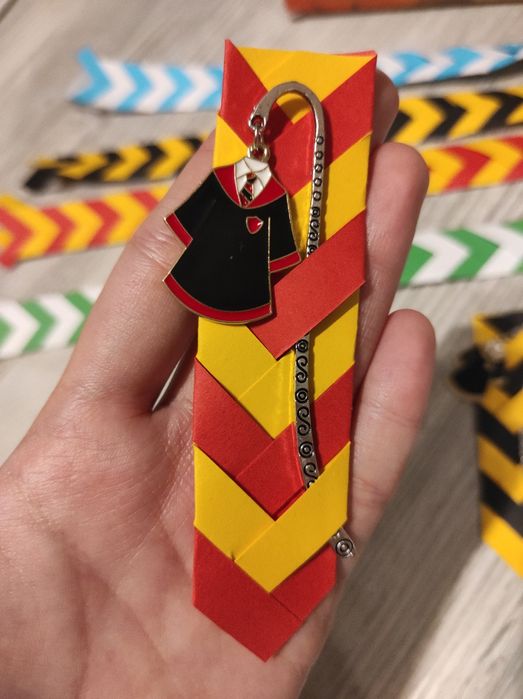 Semne de carte Harry Potter robe griffindor / cercetasi