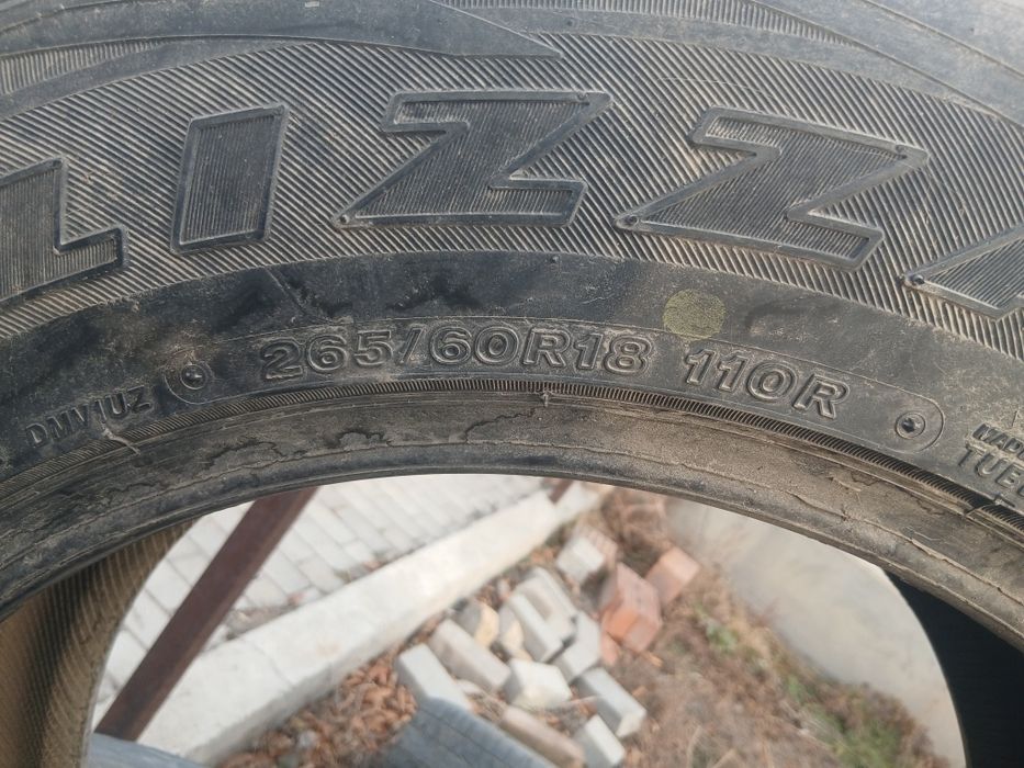 Продам шины Bridgestone blizzak зимние