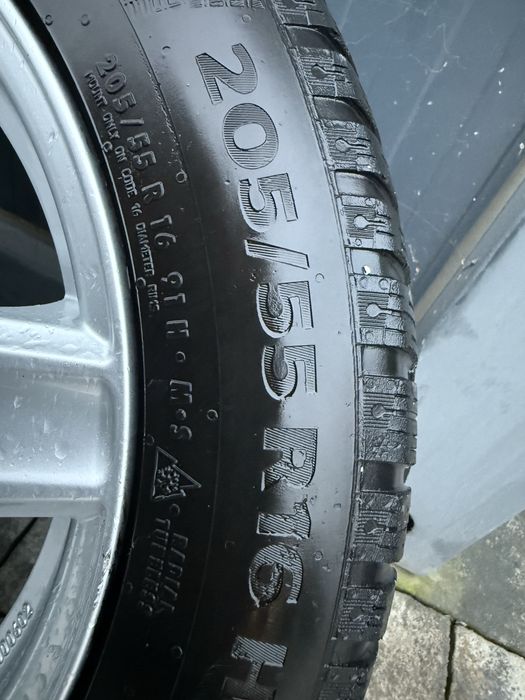 Continental 5/112 Зимни 205/55/16 Дот 33/22г оригинални 450лв