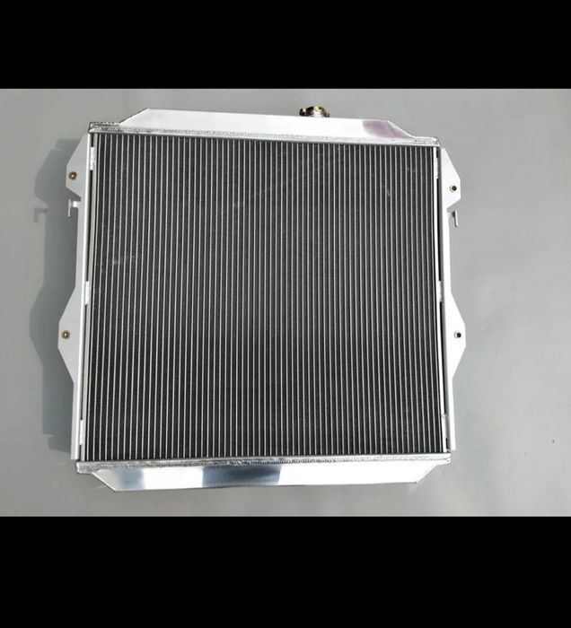 Radiator apa marit aluminiu Toyota Hilux Surf Runner Land Cruiser