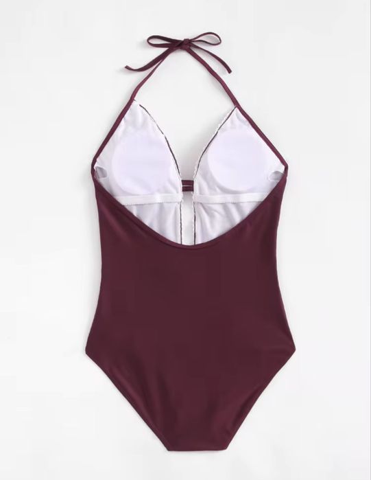 Costum de baie intreg nou