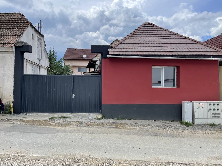 Casă complet renovată |Strada Bunloc, Săcele | 85 mp | Teren 255 mp | Beci 45 mp