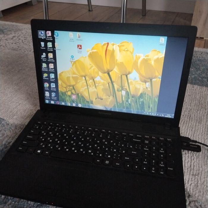 Ноутбук Леонова хорошим состоянии сумка имеется